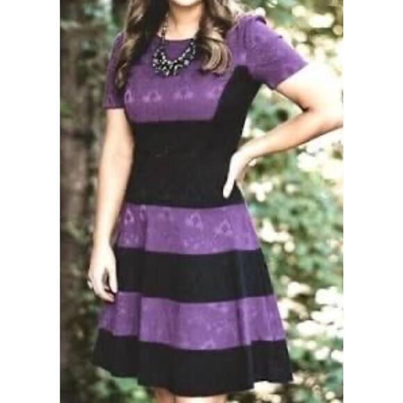 Badgley Mischka Purple and Black Midi Dress Size 8 NWT - Picture 1 of 9